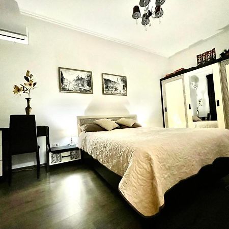 V&O Whitechocolateapt 800 M To Opera Lviv Luaran gambar