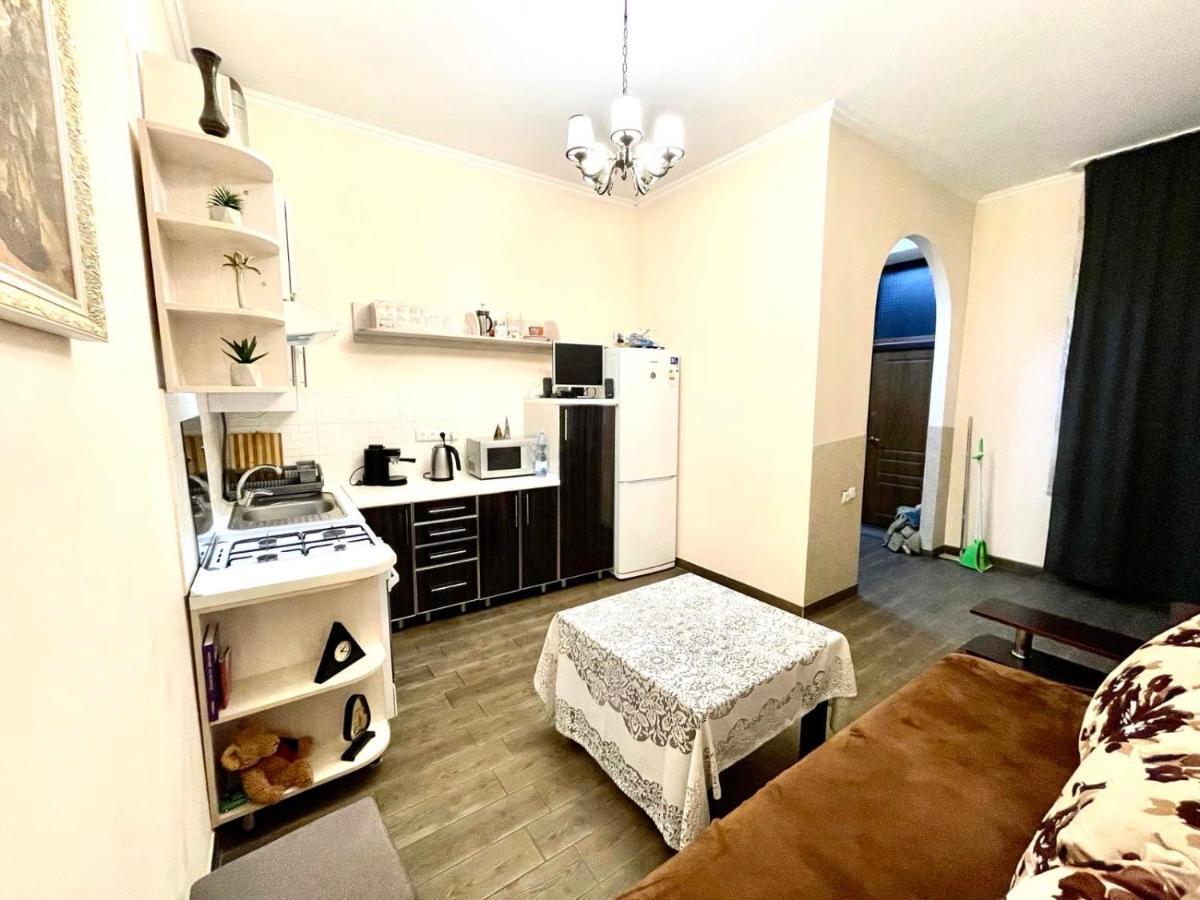 V&O Whitechocolateapt 800 M To Opera Lviv Luaran gambar