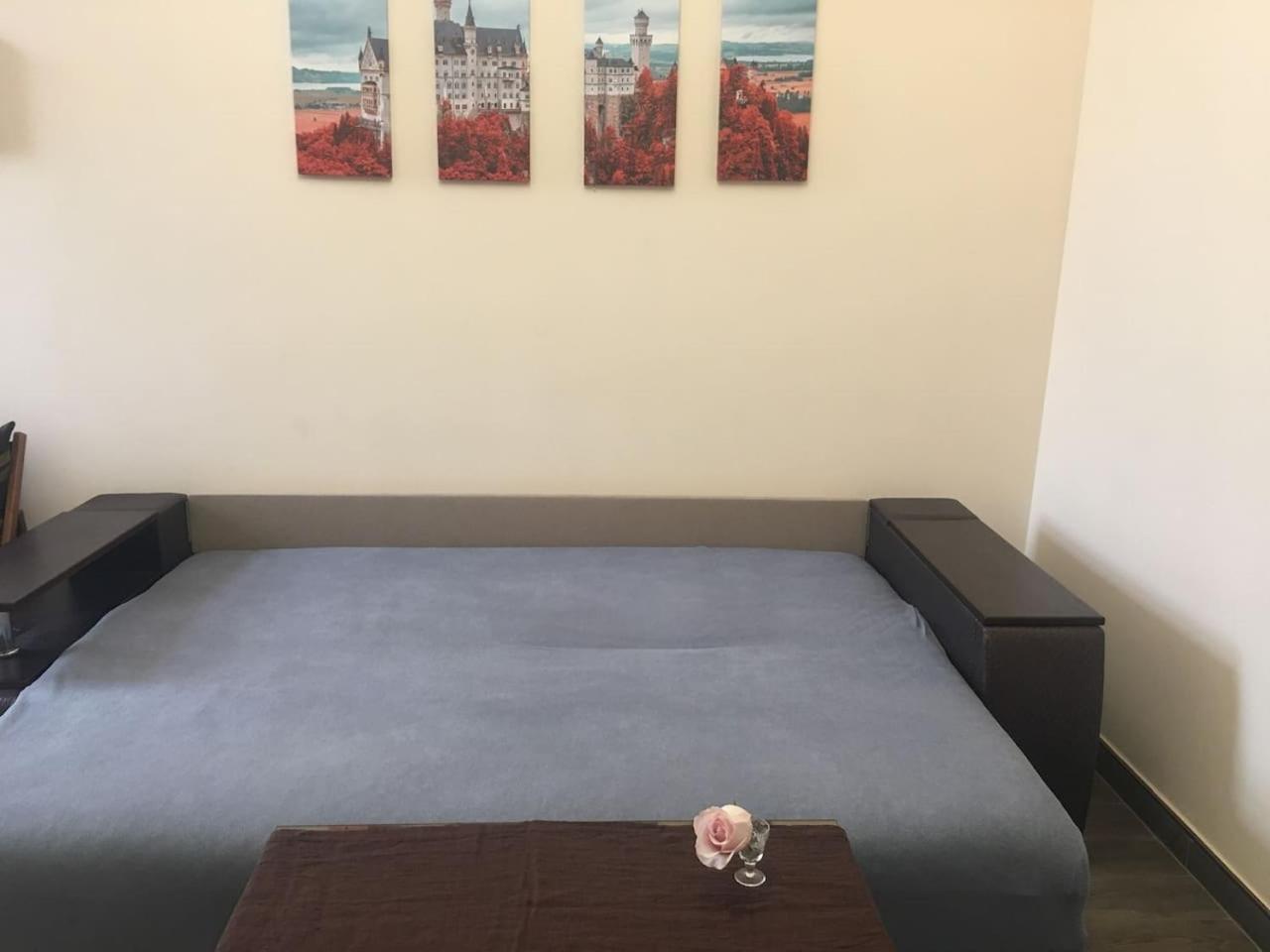 V&O Whitechocolateapt 800 M To Opera Lviv Luaran gambar