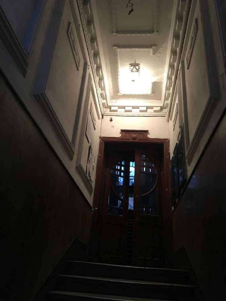 V&O Whitechocolateapt 800 M To Opera Lviv Luaran gambar